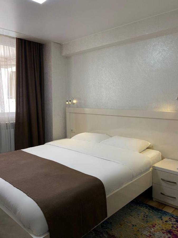 Hotel Sonata Batumi Exterior photo